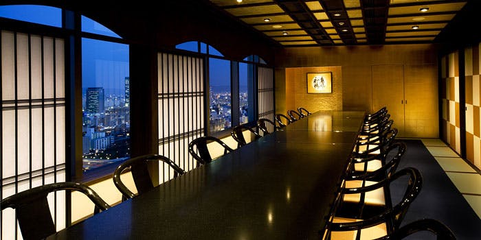 4位 大川を眺めながら繊細な日本料理に親しむ!「大阪 なだ万 」の写真2