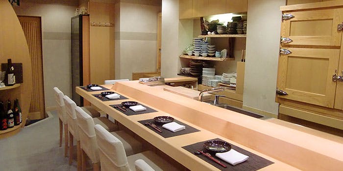 7位 日本料理、懐石料理／個室予約可「日本料理 綾AYA」の写真1