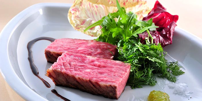 品川で肉料理がおすすめの店15選！人気バルやランチ営業までの画像