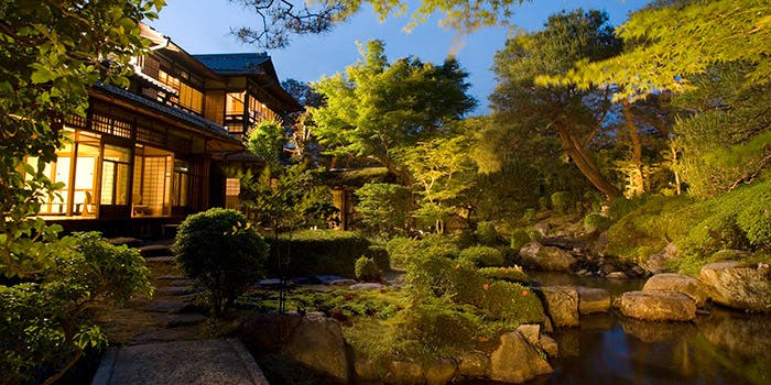 京都の紅葉が見えるレストランTOP5！特別なランチやディナーにおすすめ♪の画像