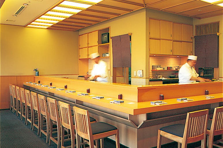 新丸の内ビルディング 周辺 グルメ レストラン45選 絶対行きたいおすすめレストラン Okaimonoモール レストラン