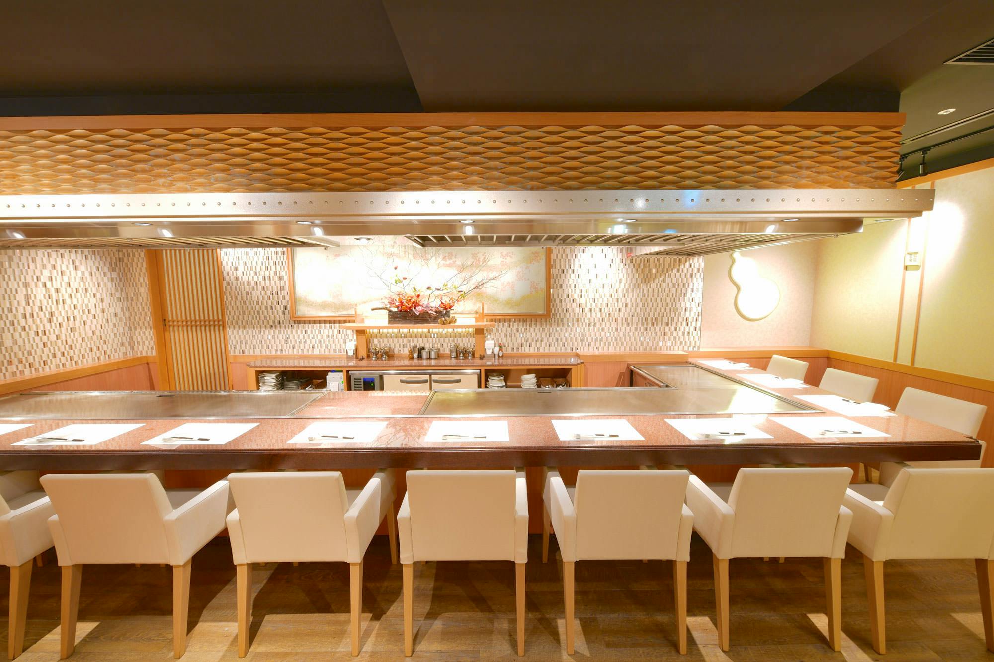 天王寺駅の鉄板焼が楽しめるレストラン10選 一度は食べてみたい絶品鉄板焼料理 Okaimonoモール レストラン